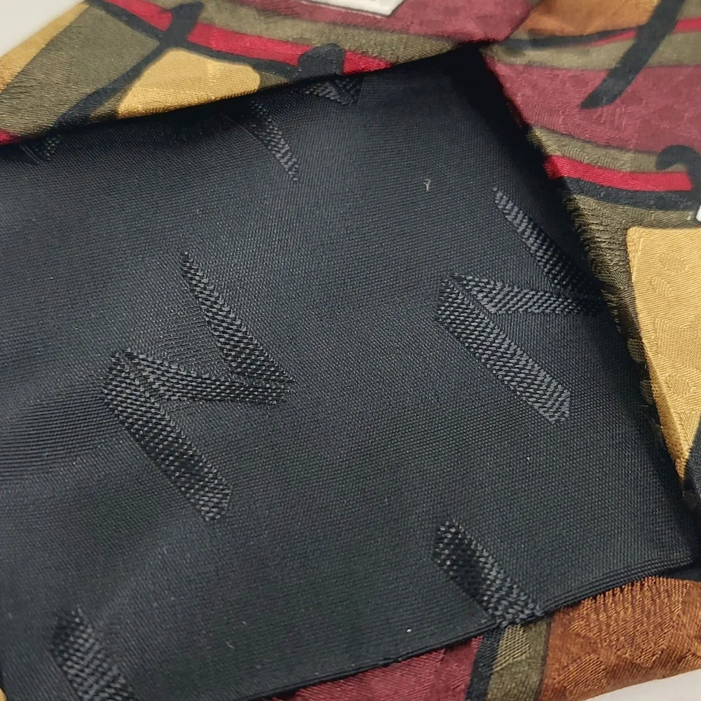 Zigguart By Mulberry Men's Tie Neckwear Made In USA 100% Silk